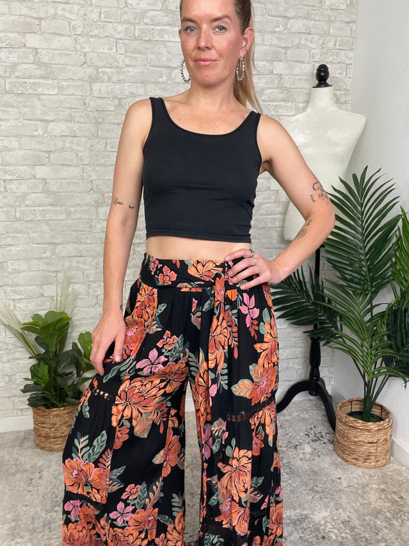 Ginger Floral Print Pants