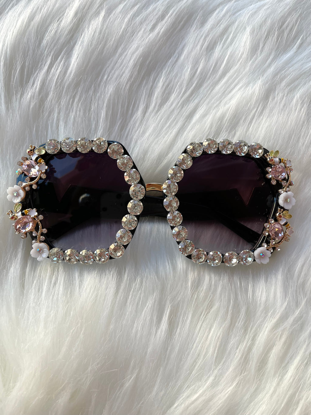 Vintage Vixen Rhinestone Sunnies Black