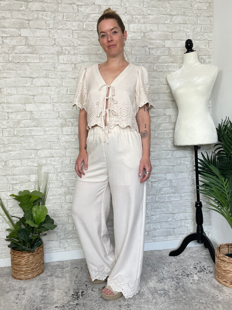 Catalina Eyelet Set Bottoms