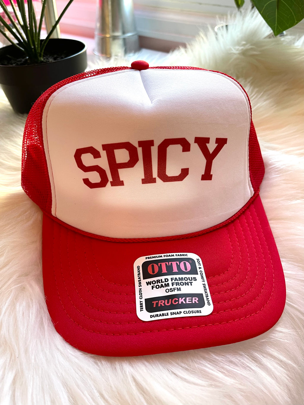 Spicy Hat Red