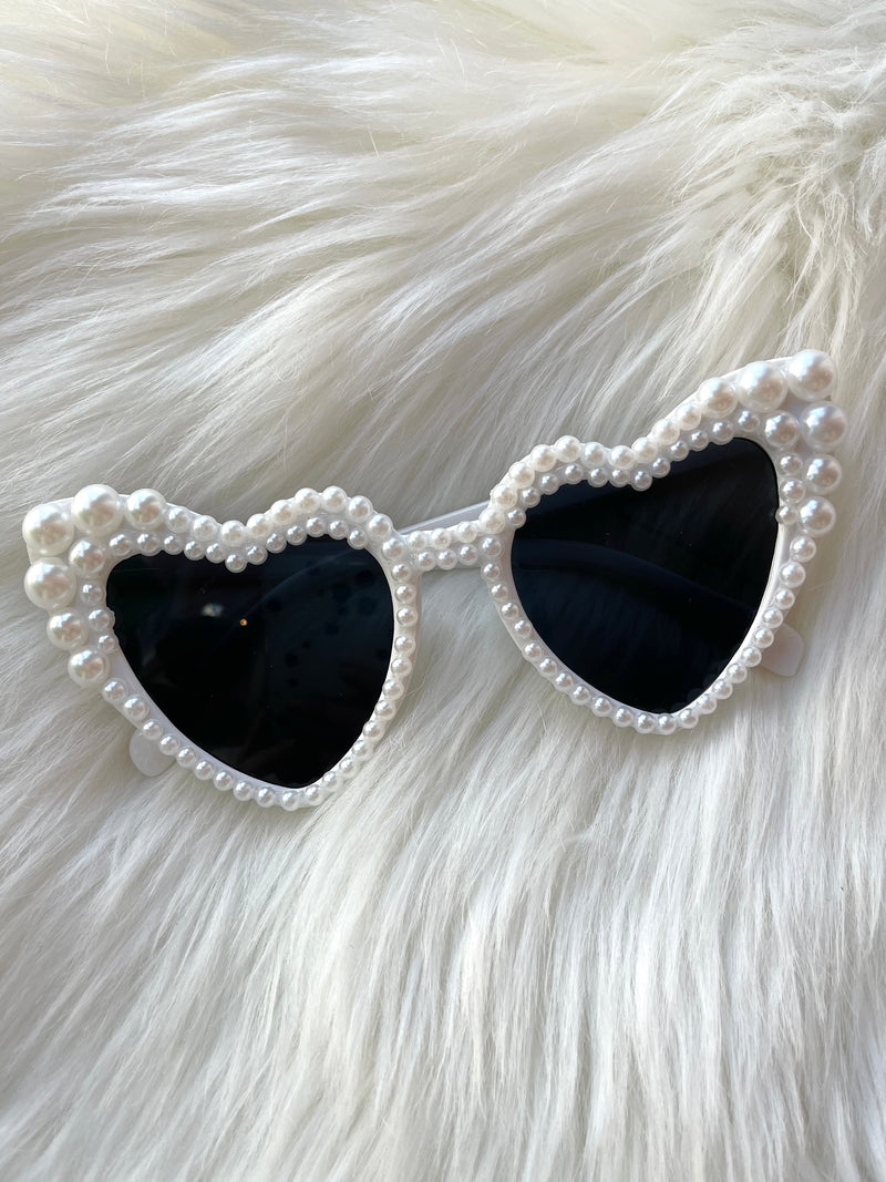 Pearl Heart Sunnies White