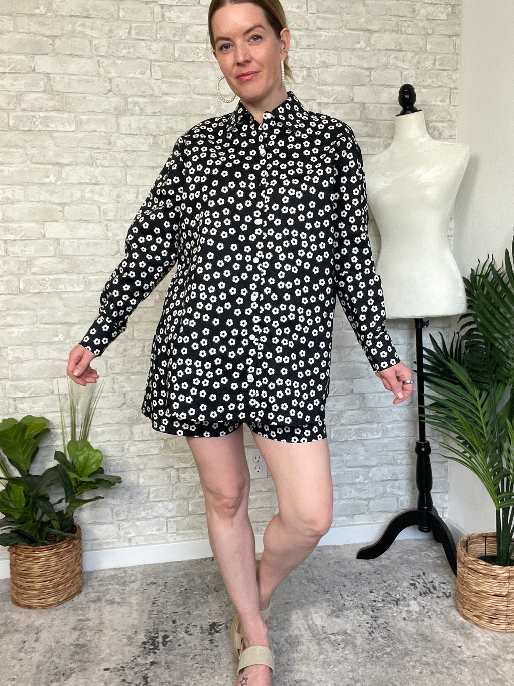 Turi Set Button Up Blouse