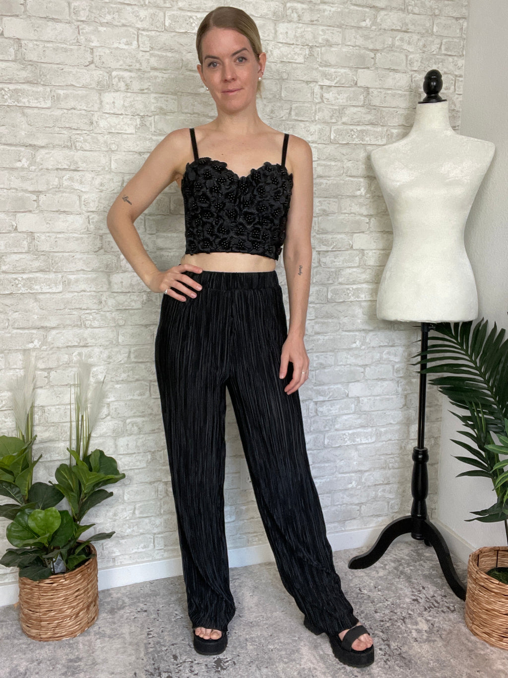 Julianna Pearl Floral Corset Black