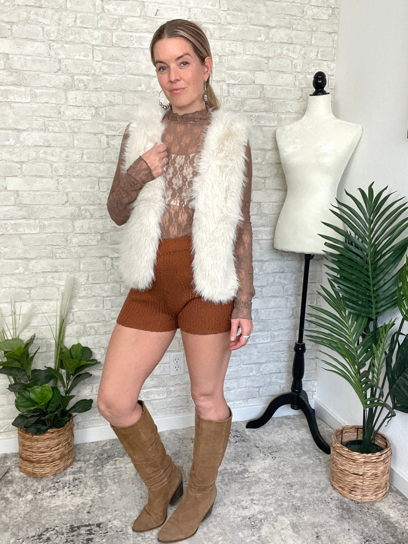 Rochelle Fuzzy Vest Cream