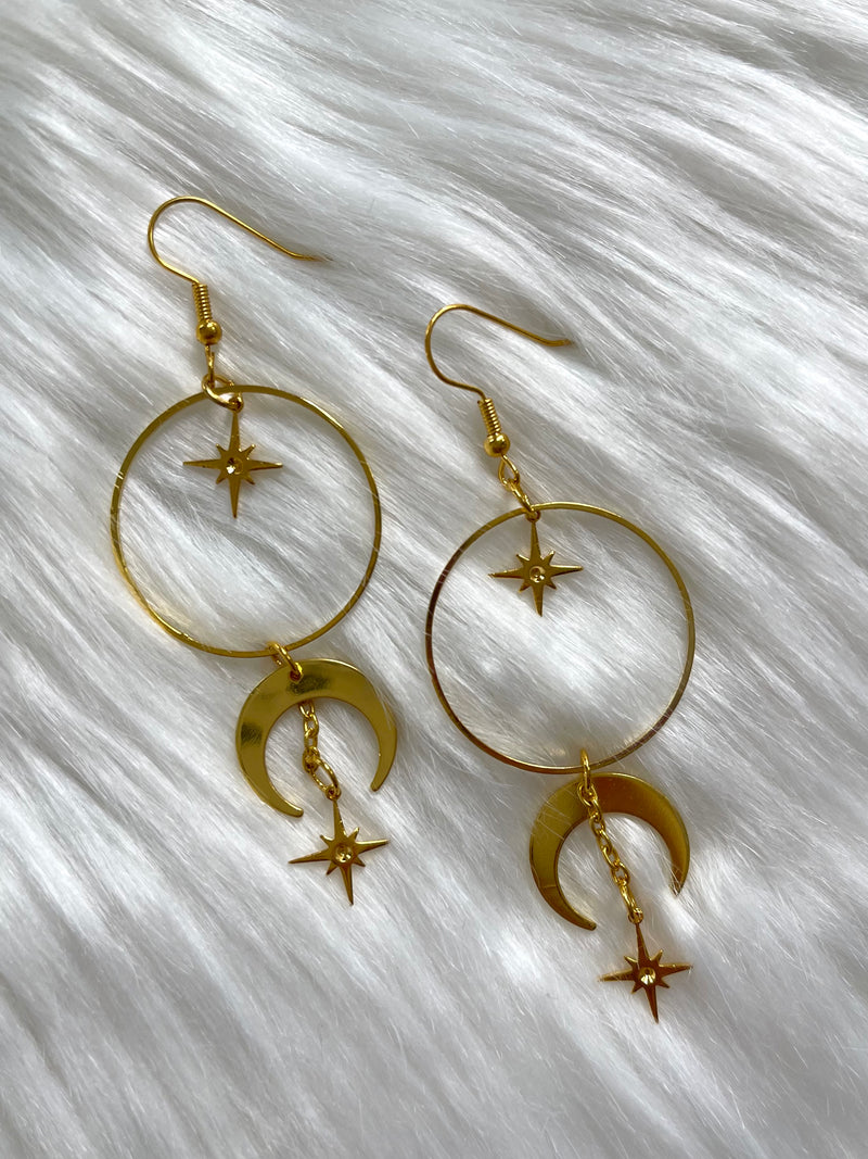 Circle Moon + Star Earring Gold