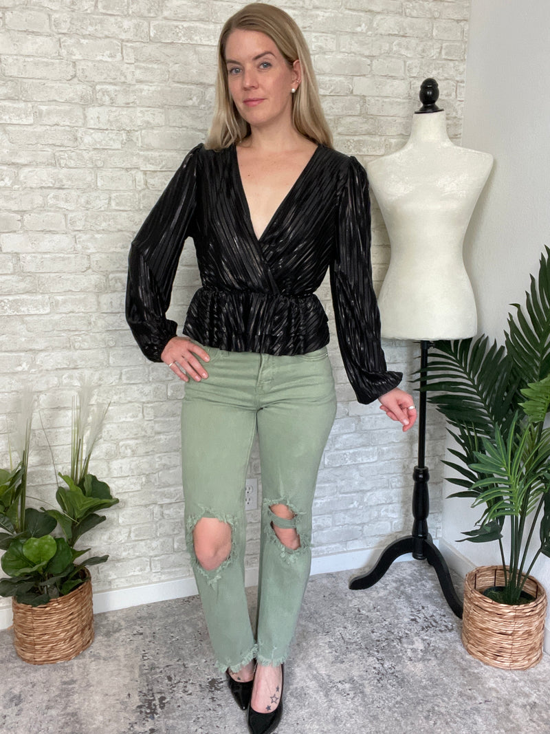 Sphinx Black Crinkle Top
