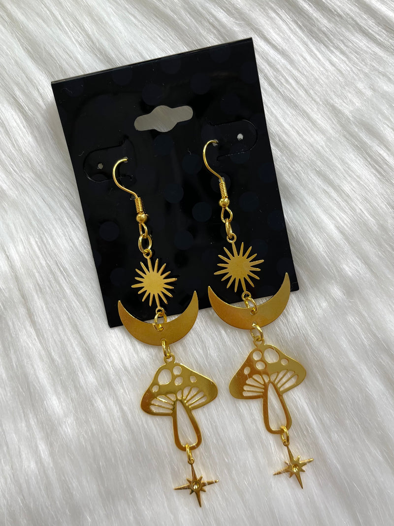 Magical Mushroom Earring Gold