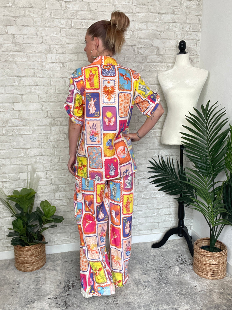 Love + Tarot Set Top
