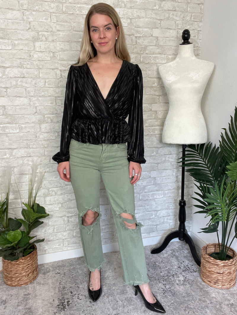Sphinx Black Crinkle Top