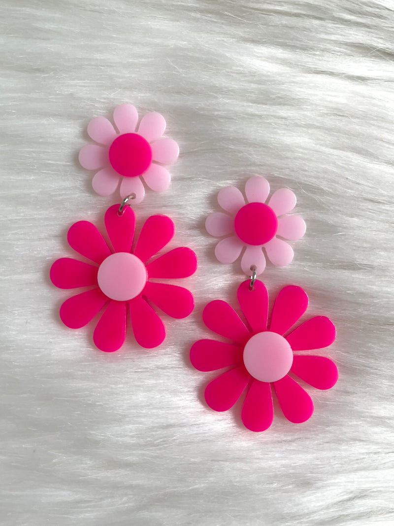 Double Daisy Acrylic Earrings Pink