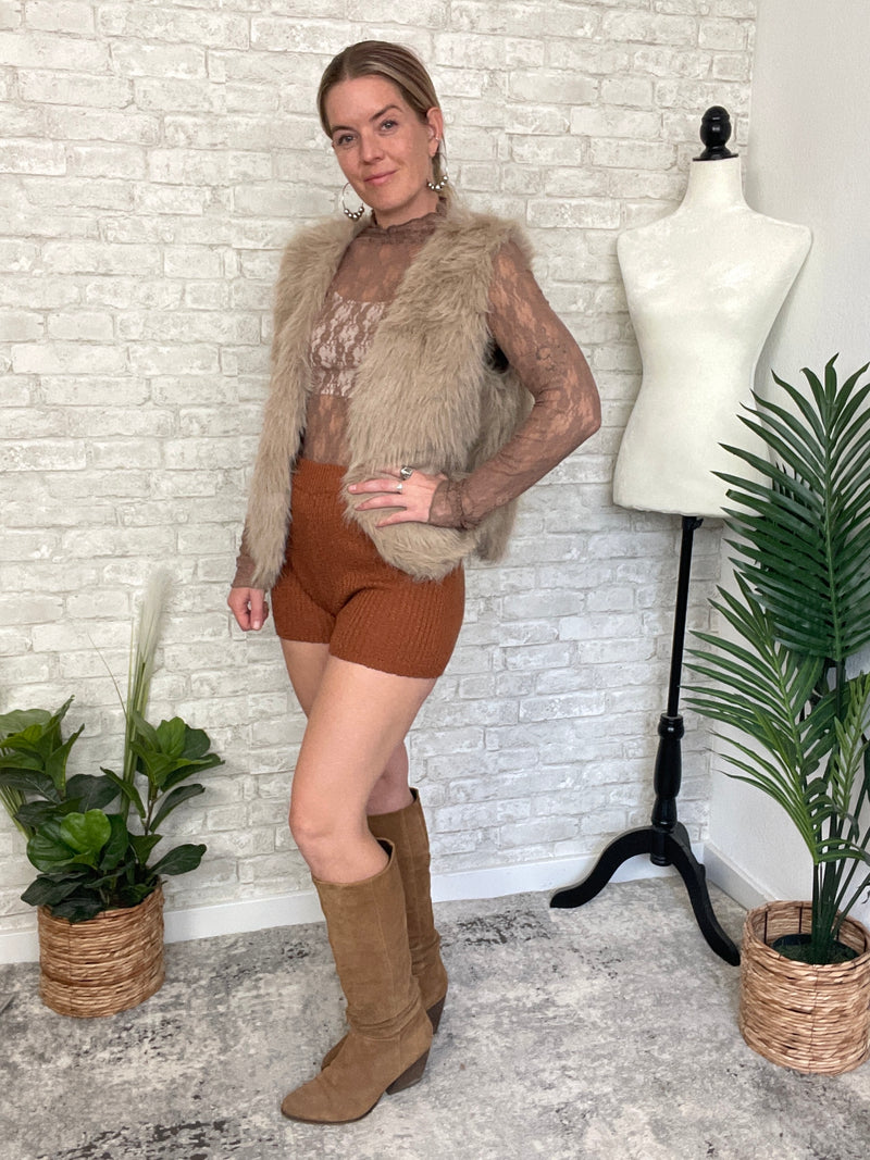 Rochelle Fuzzy Vest Taupe