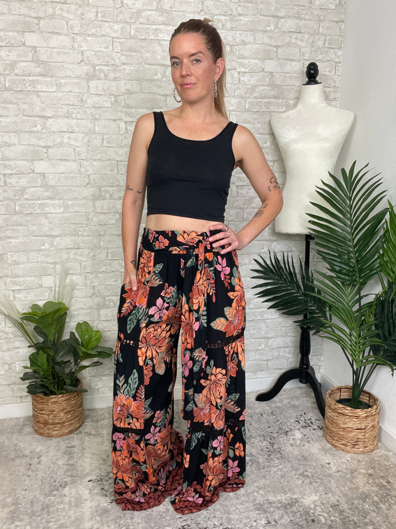 Ginger Floral Print Pants