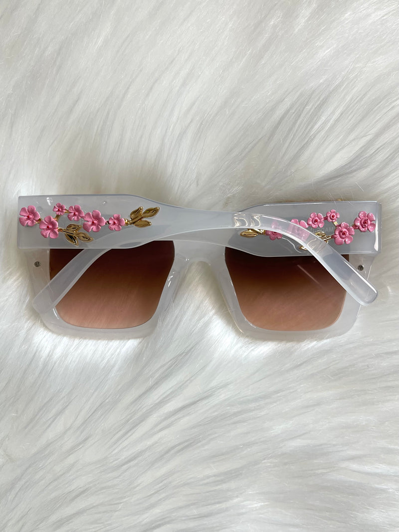 Vintage Rose Sunglasses White