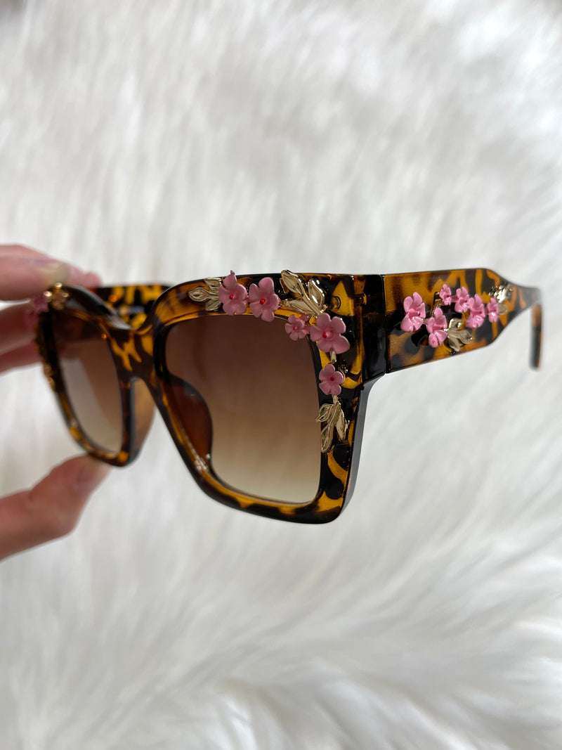 Vintage Rose Sunglasses Tortoise