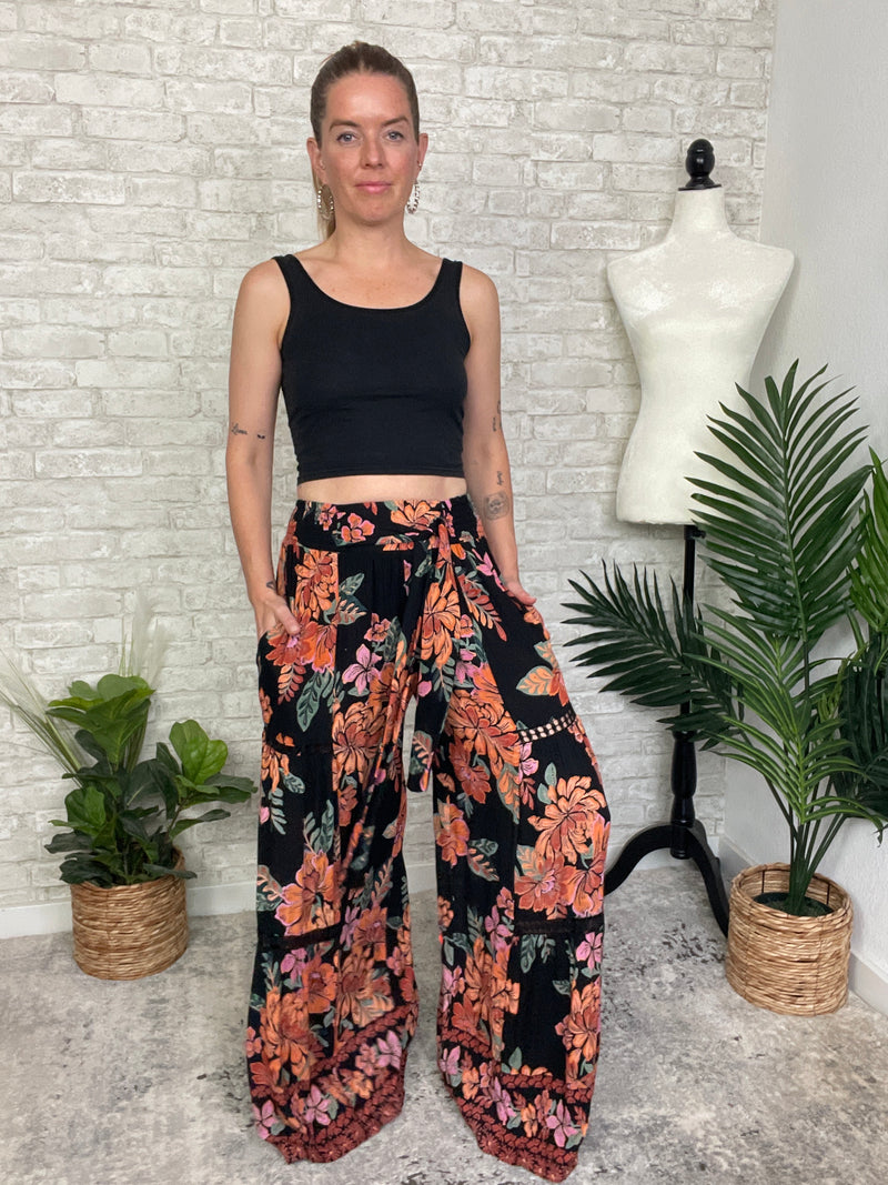Ginger Floral Print Pants