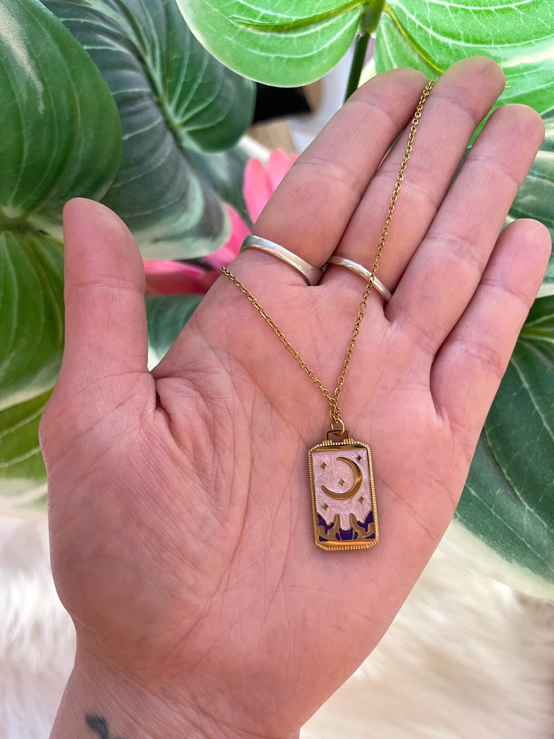 Howl @ The Moon Tarot Necklace Gold