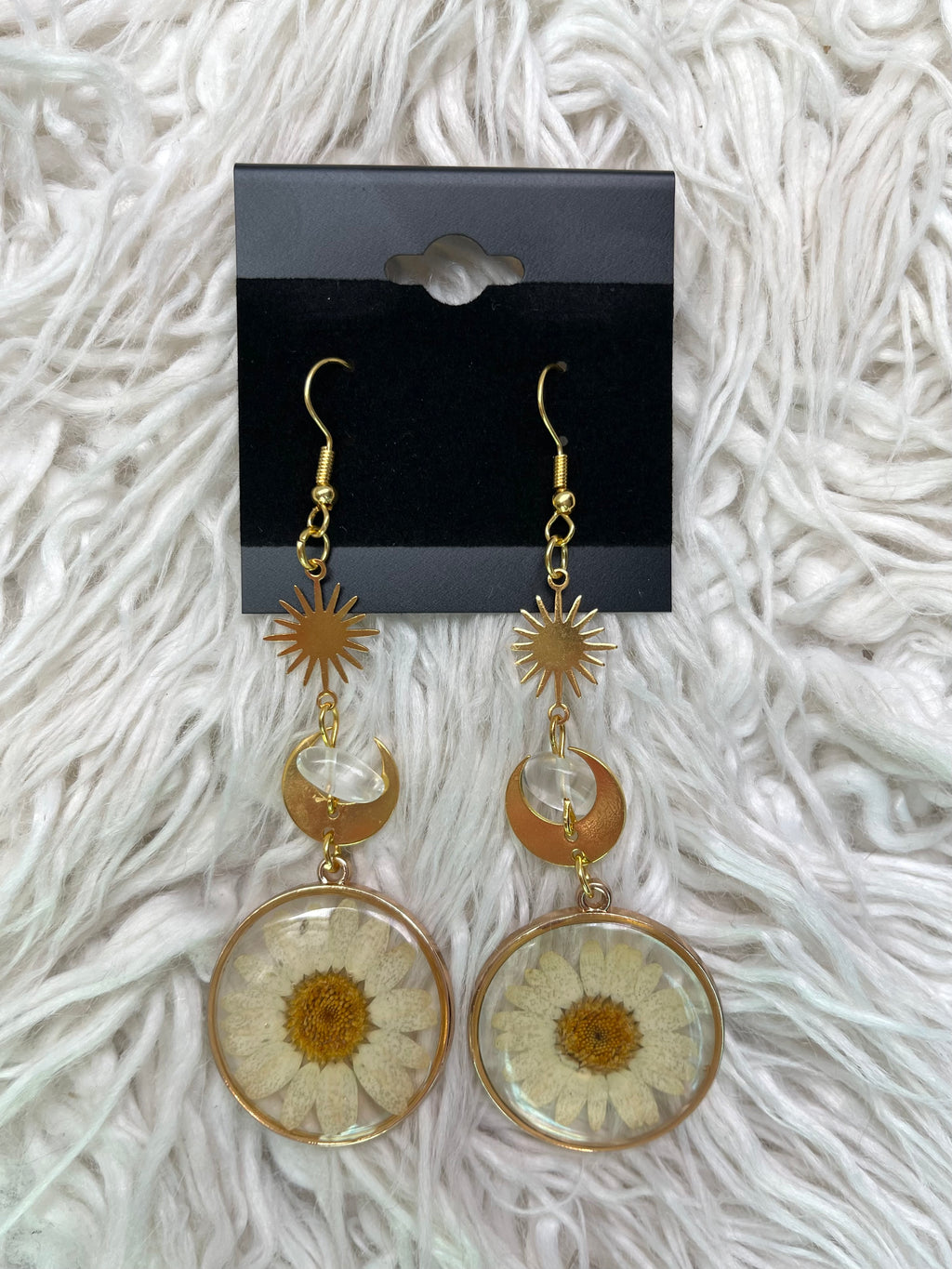 Pressed Flower Daisy Earring