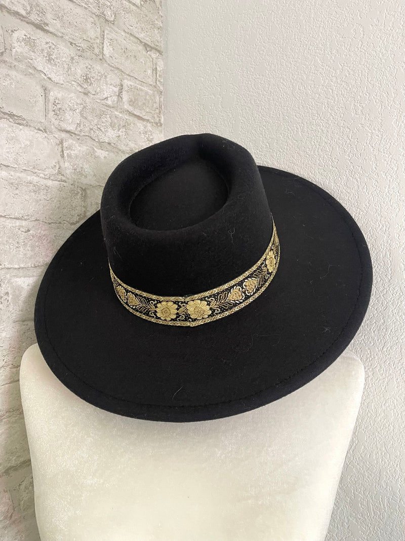 Willa 2.0 Gold Flower Band Black Wide Brim