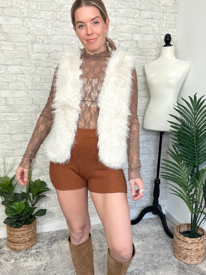 Rochelle Fuzzy Vest Cream