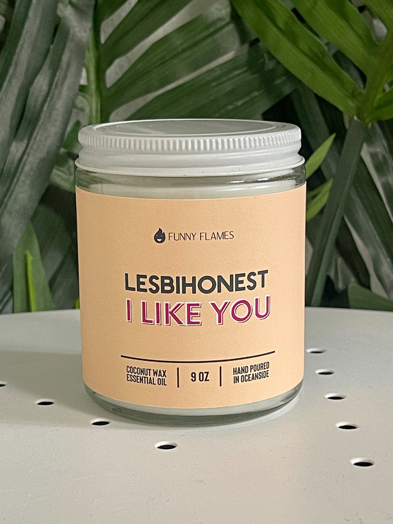 Lesbihonest Candle