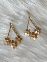 Floral Pearl Earring Gold