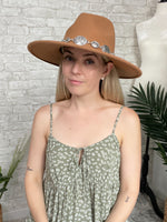 Sophia Wide Brim Chain Hat Camel
