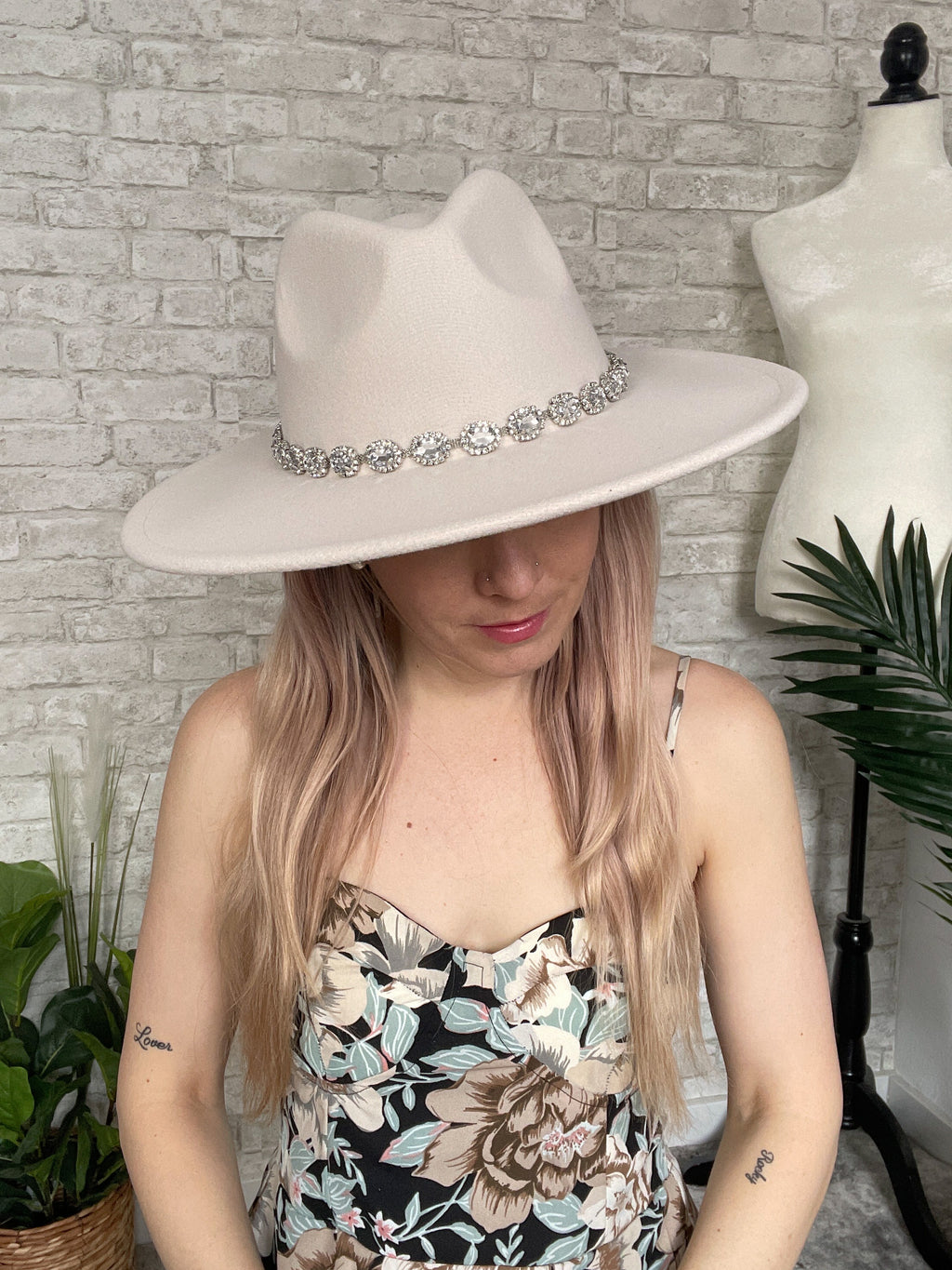 Rhinestone Cowgirl Hat Ivory