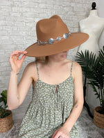Sophia Wide Brim Chain Hat Camel